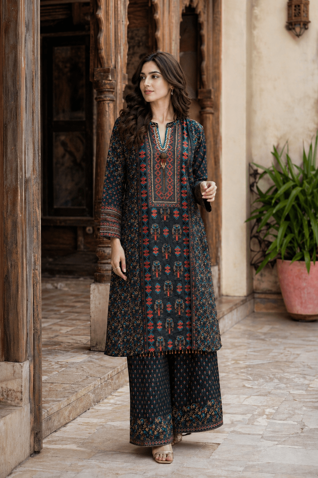Dark-Toned Printed Cord Set